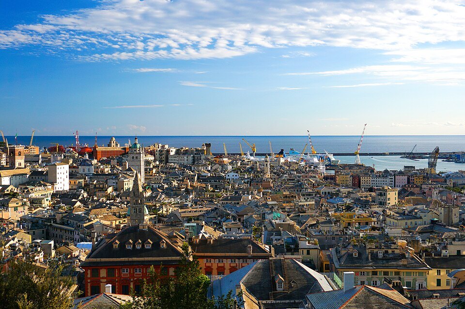 How do you reach the forts above Genoa without a car?