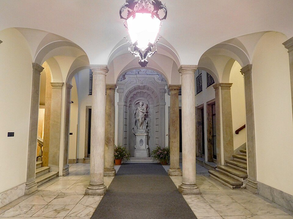 The vestibule of Palazzo Salvago on Via San Luca, looking through to the stair