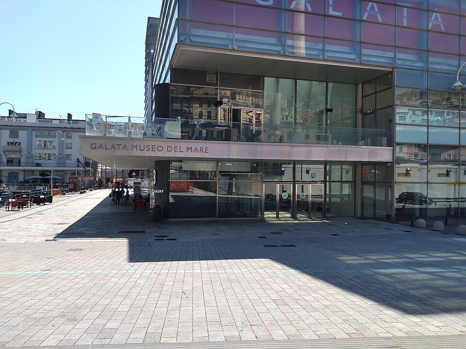 The entrance of the Galata museum from the quay